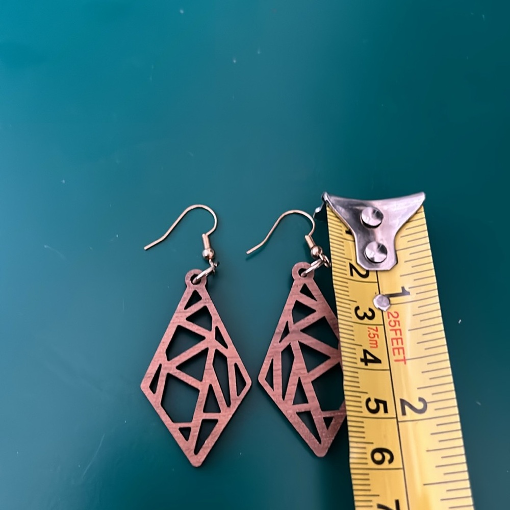 Laser cut wood drop earrings geometric - Picture 2 of 2